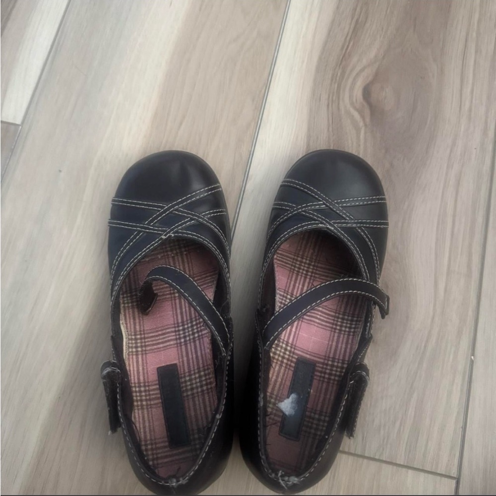 Vintage dark brown Mary Jane’s